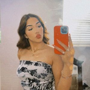 Meet your Posher, Liz